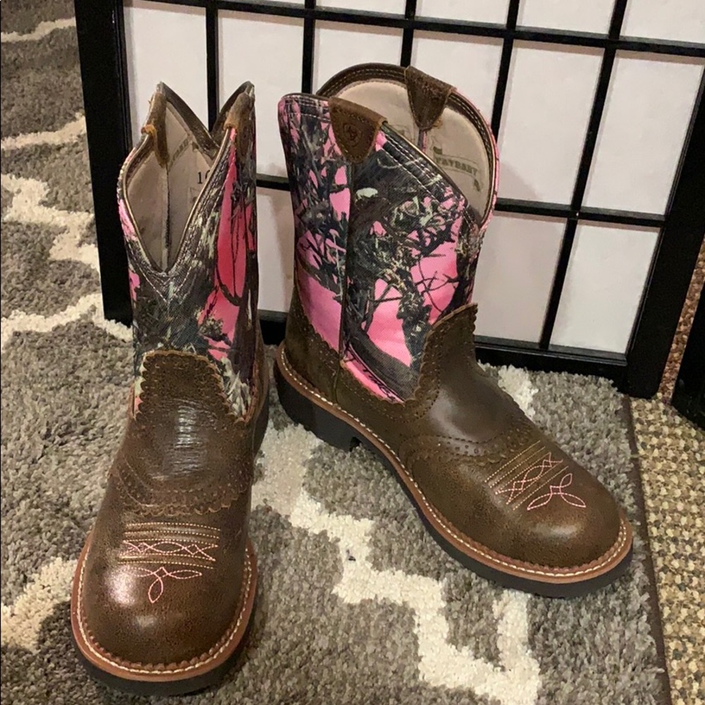Ariat Fatbaby Boots💕